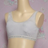 z3858☆140サイズ☆ジュニア　スポーツブラ
