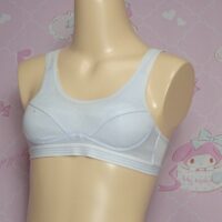 z3957☆Sサイズ☆ティーンズ　スポーツブラ