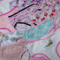 9031☆サイズ4 10枚セット☆コットン　ジュニア　ショーツ